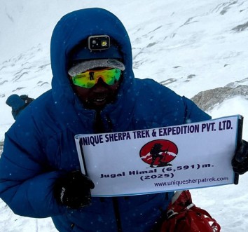 Jugal Himal Peak Climbing